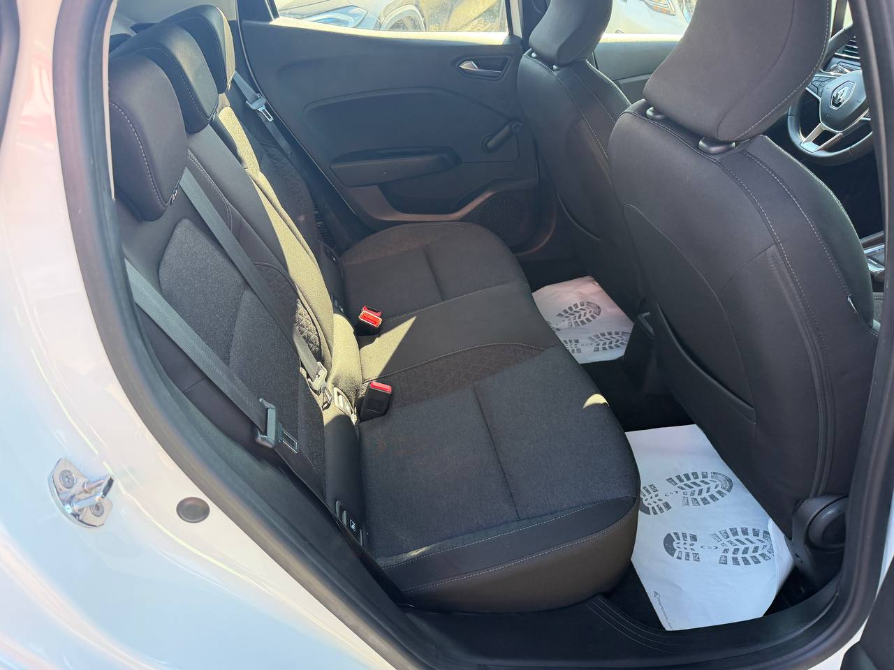 Renault Clio Business Hybrid