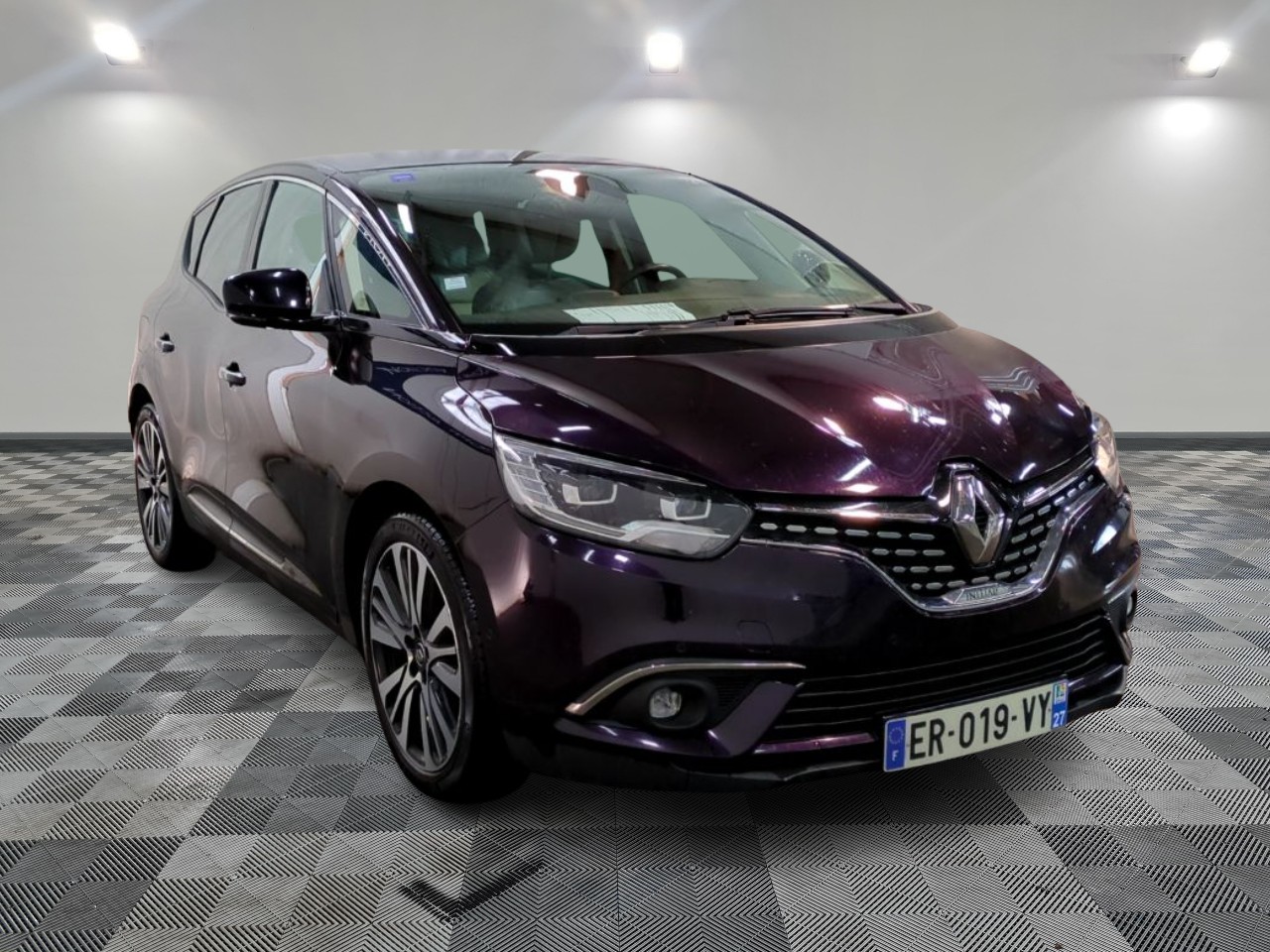 Renault Scenic Initiale Paris