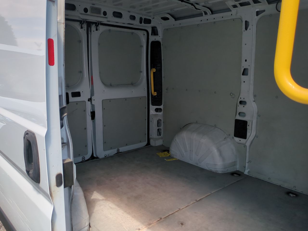 Peugeot Boxer Tole L1H1 Asphalt