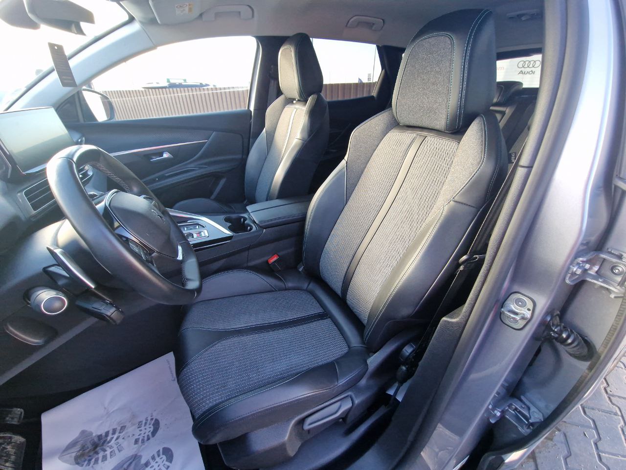 Peugeot 3008 Allure HYBRID