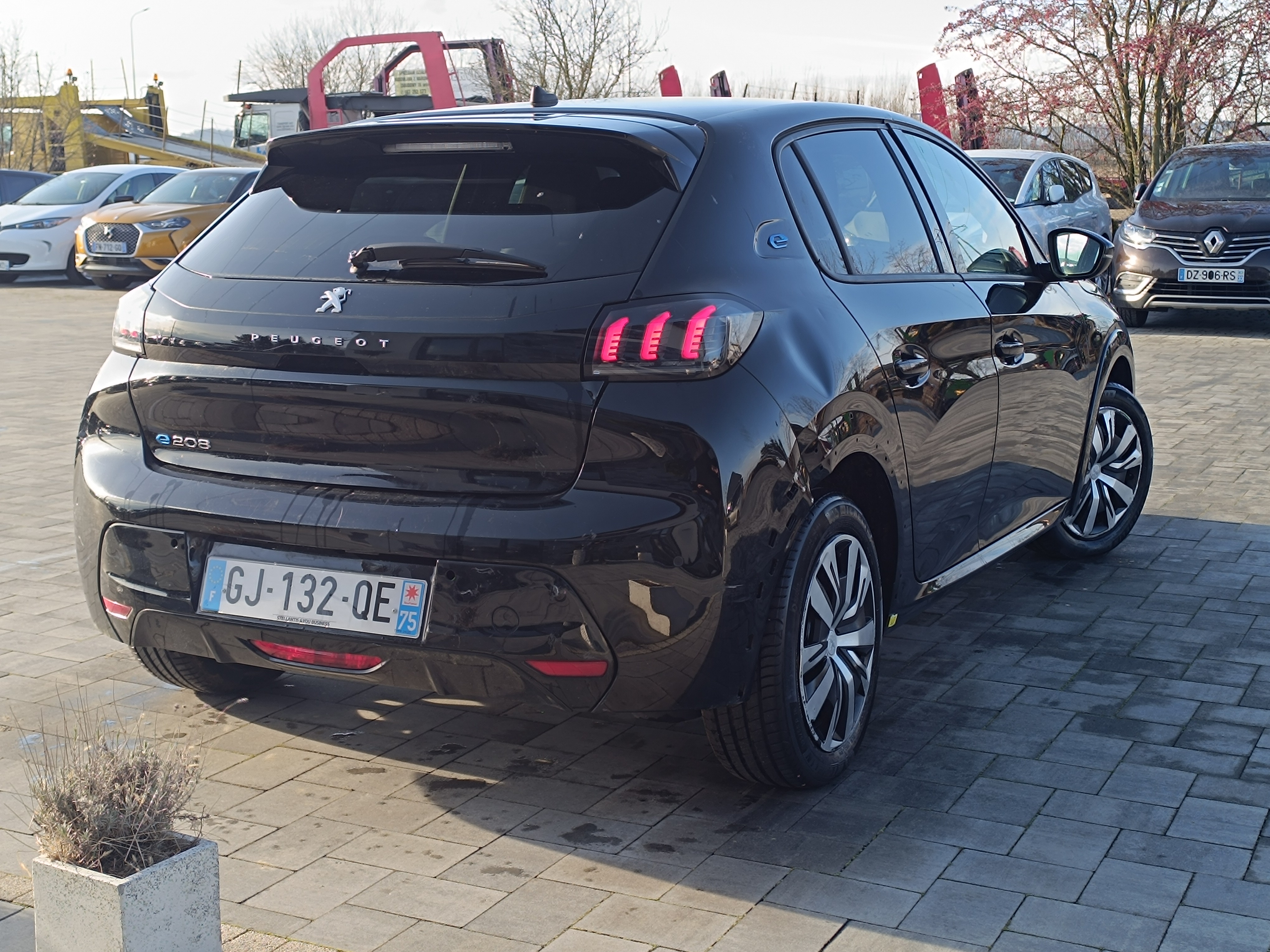 Peugeot 208 ELECTRIQUE