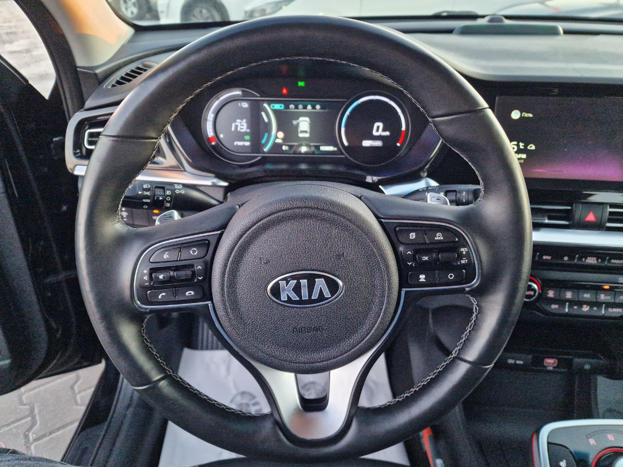 KIA E-NIRO