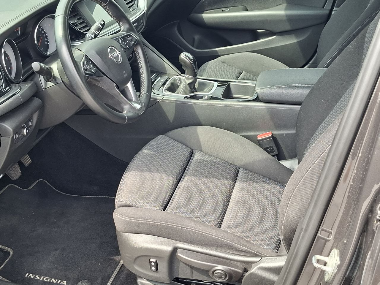 Opel Insignia Business Edition