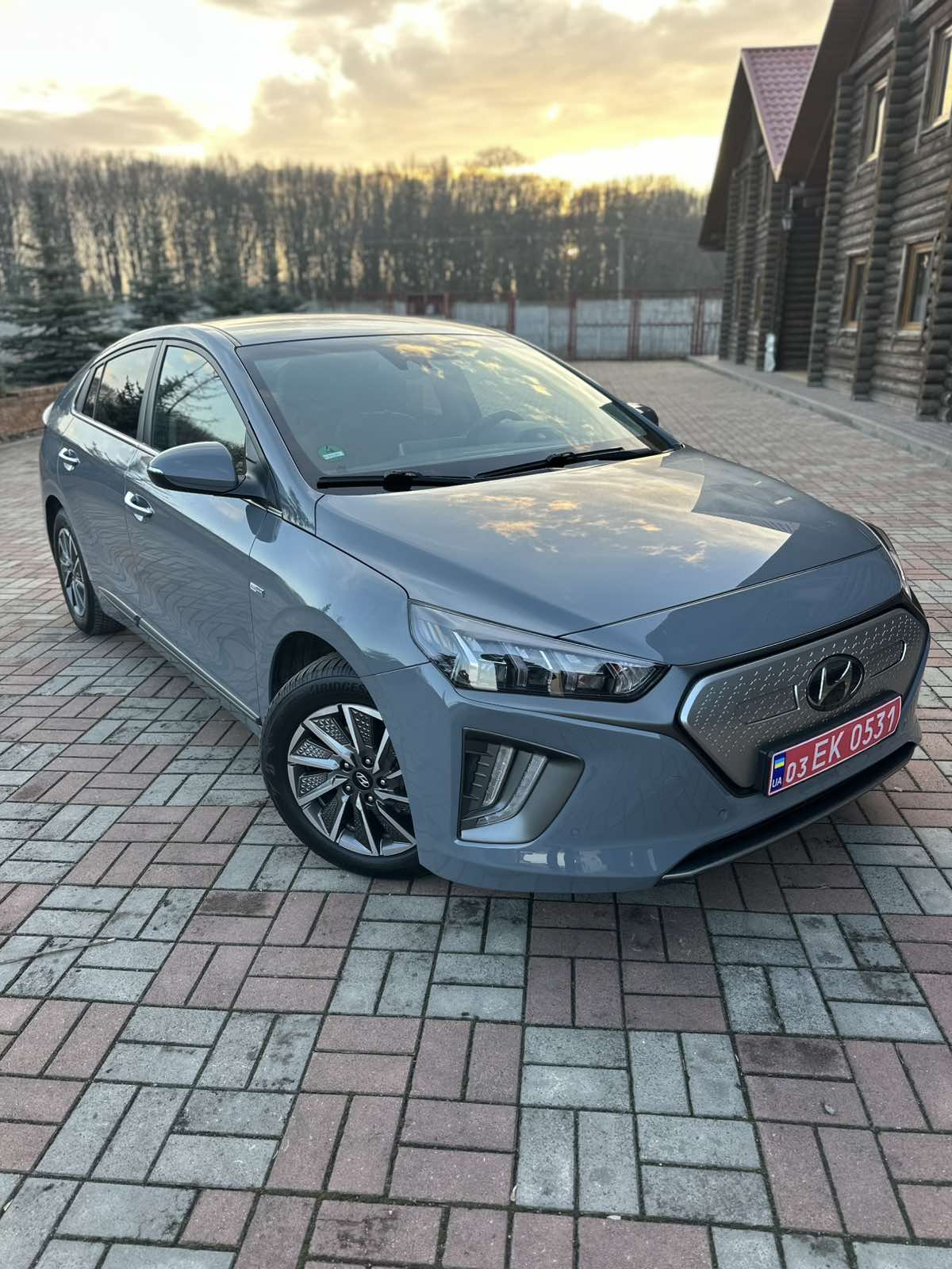 Hyundai Ioniq Premium