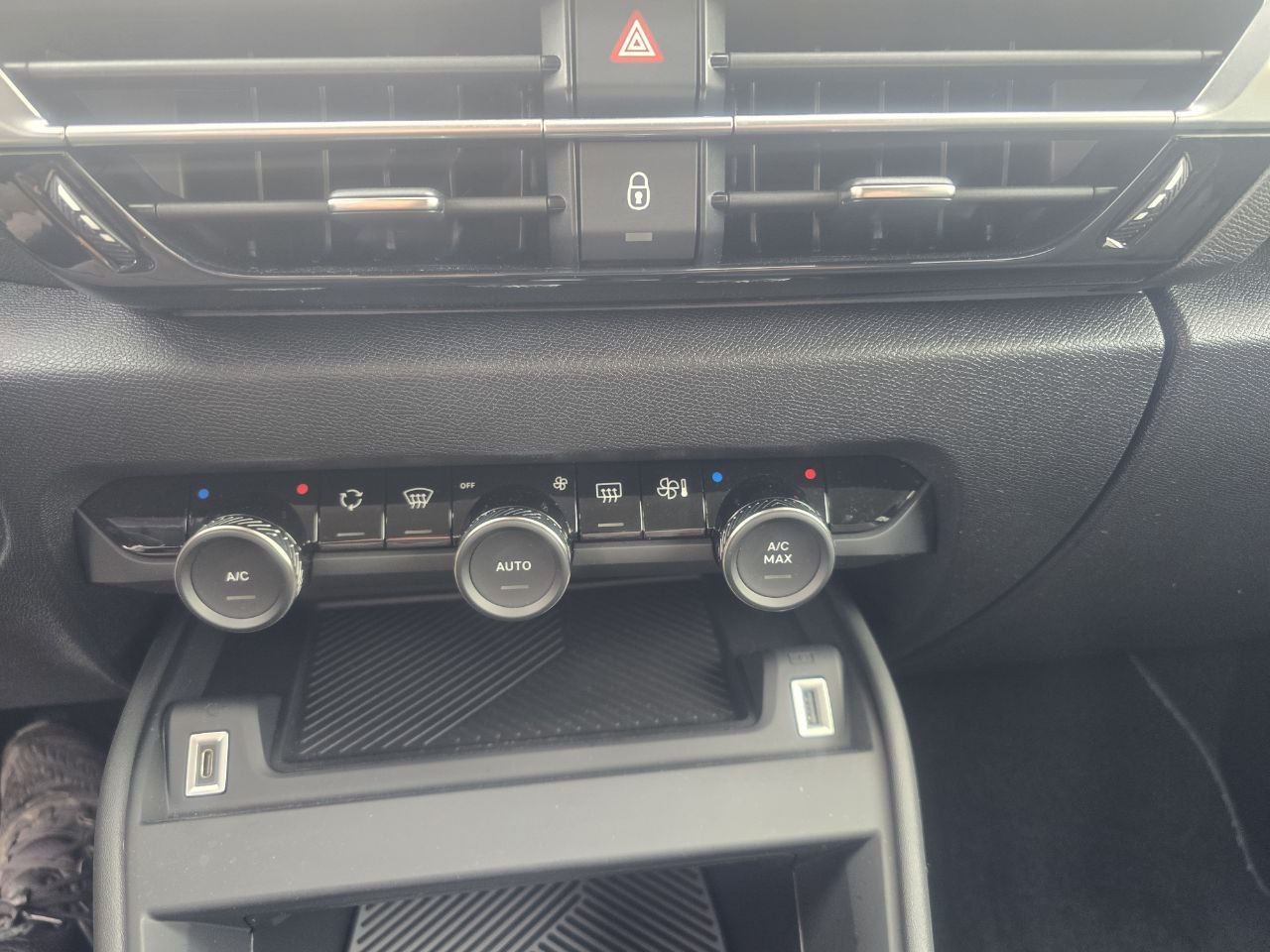 Citroen E-C4