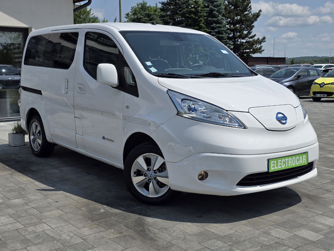 Nissan E-NV200