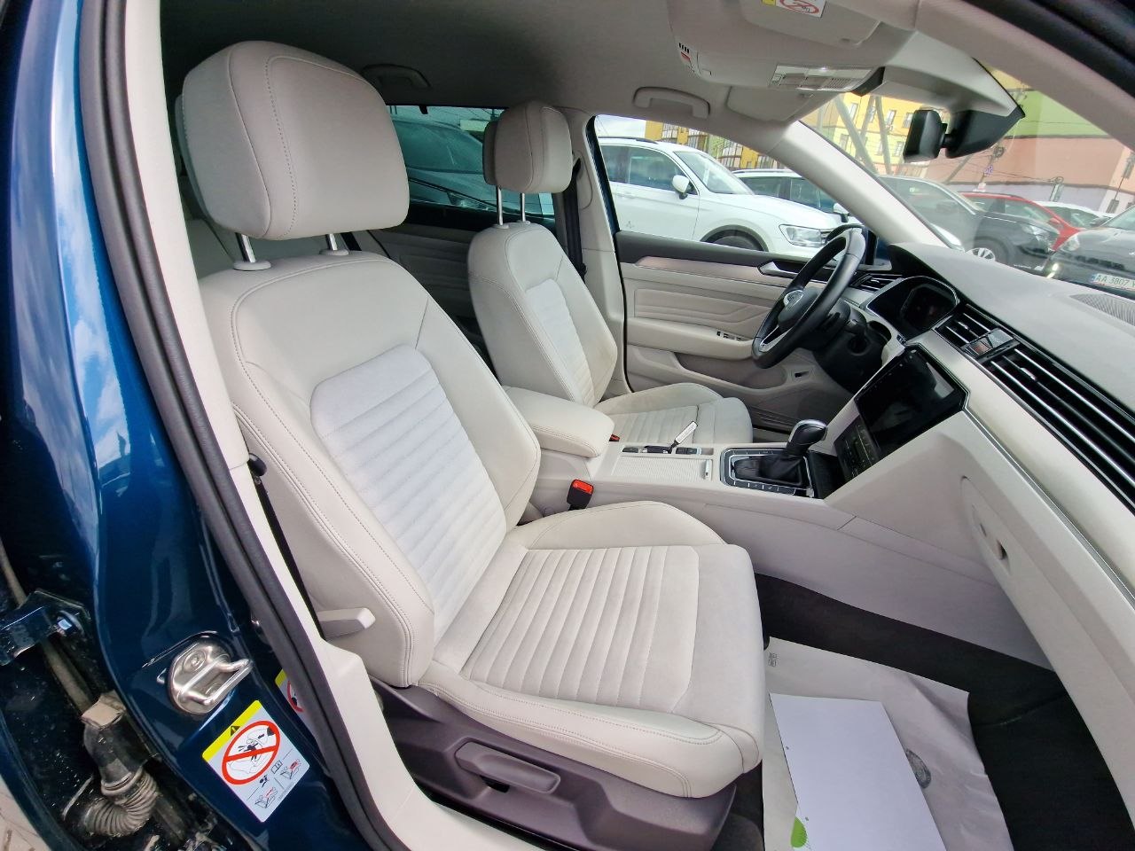 Volkswagen Passat LOUNGE