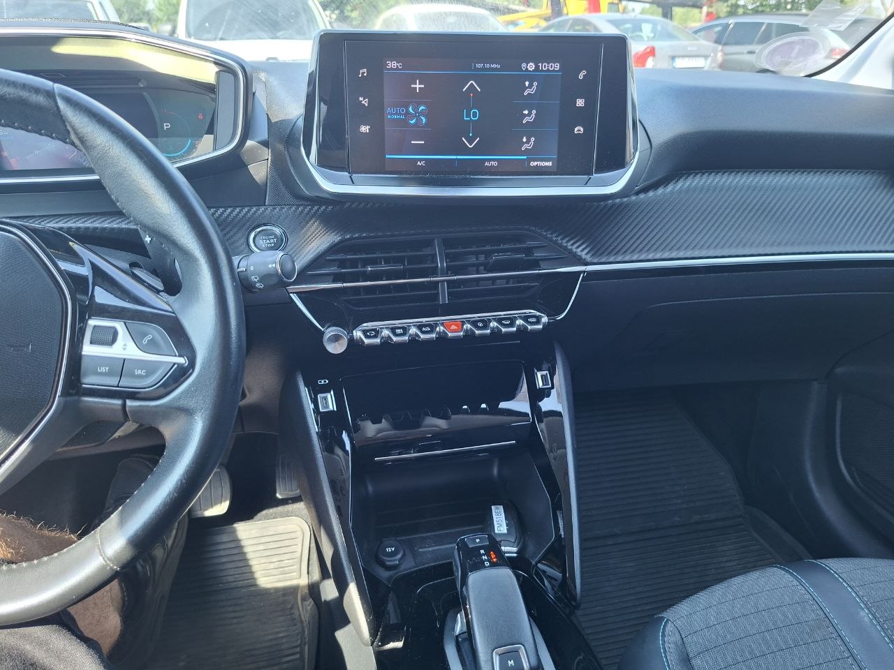 Peugeot 208 ALLURE
