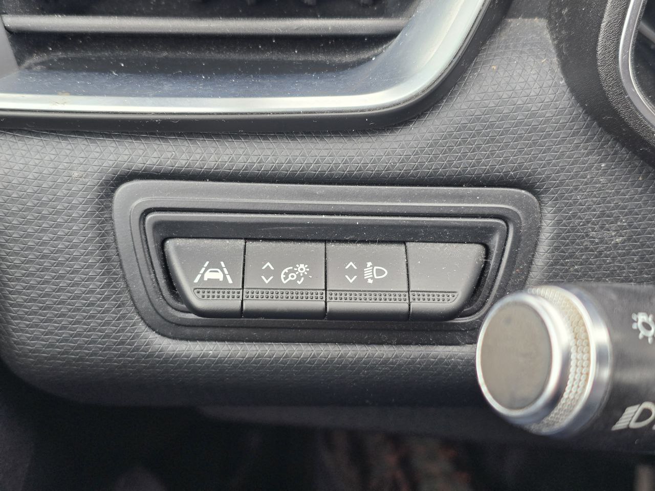 Renault Clio HYBRID Business