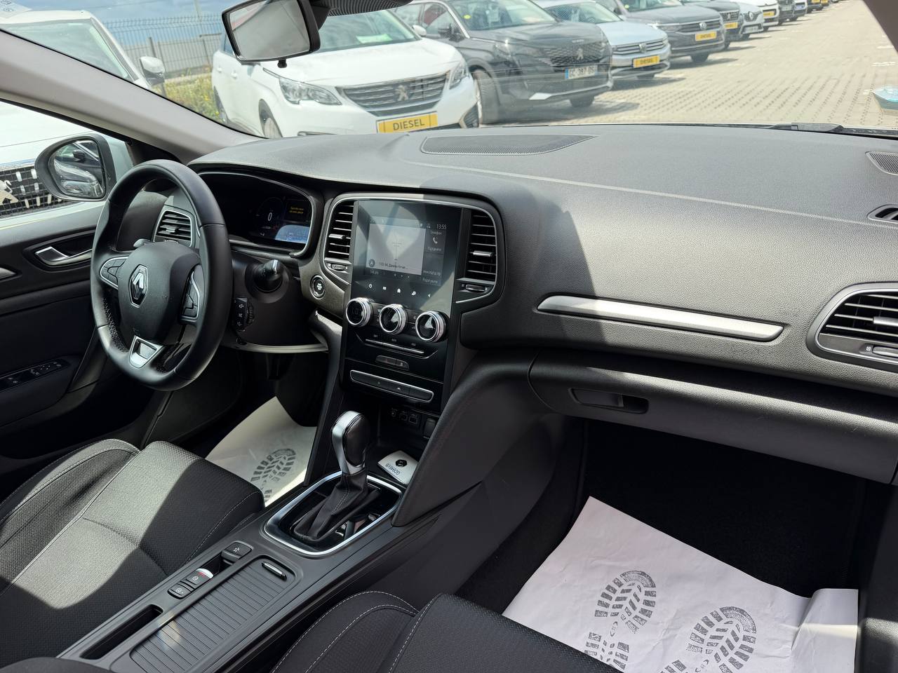 Renault Megane Business HYBRID