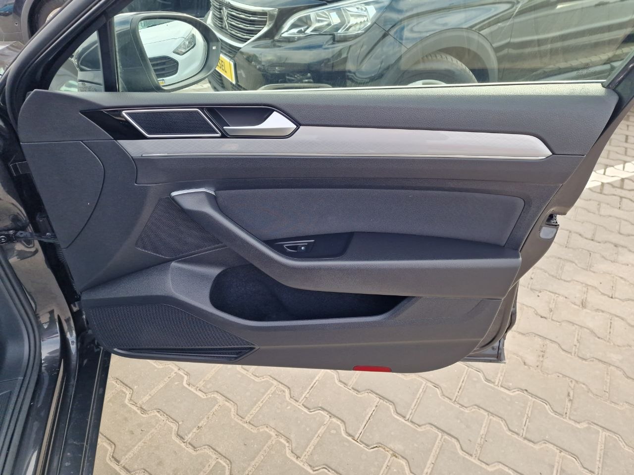 Volkswagen Passat Business