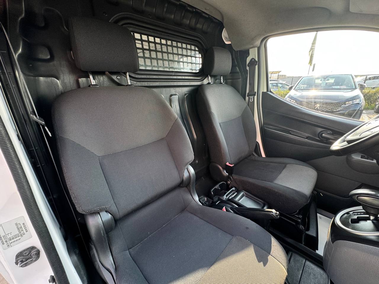 Nissan E-NV200