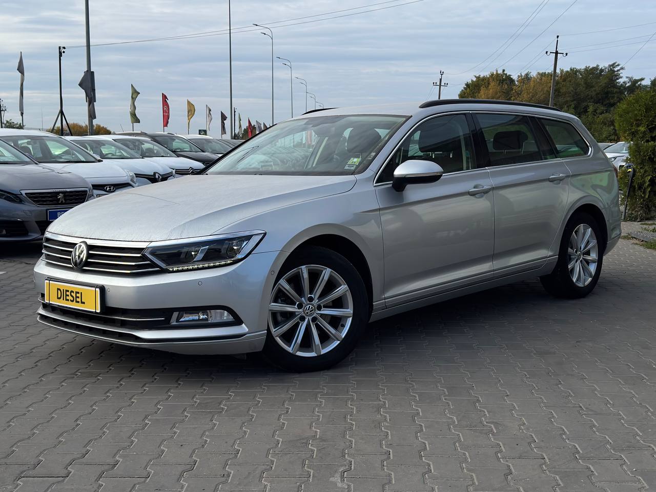 Volkswagen Passat Business+