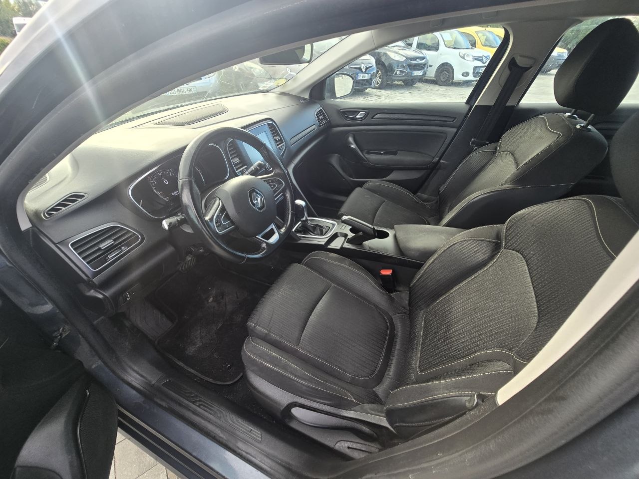 Renault Megane IV Estate Business