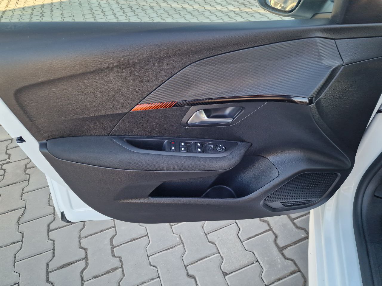 Peugeot 208 Allure Pack