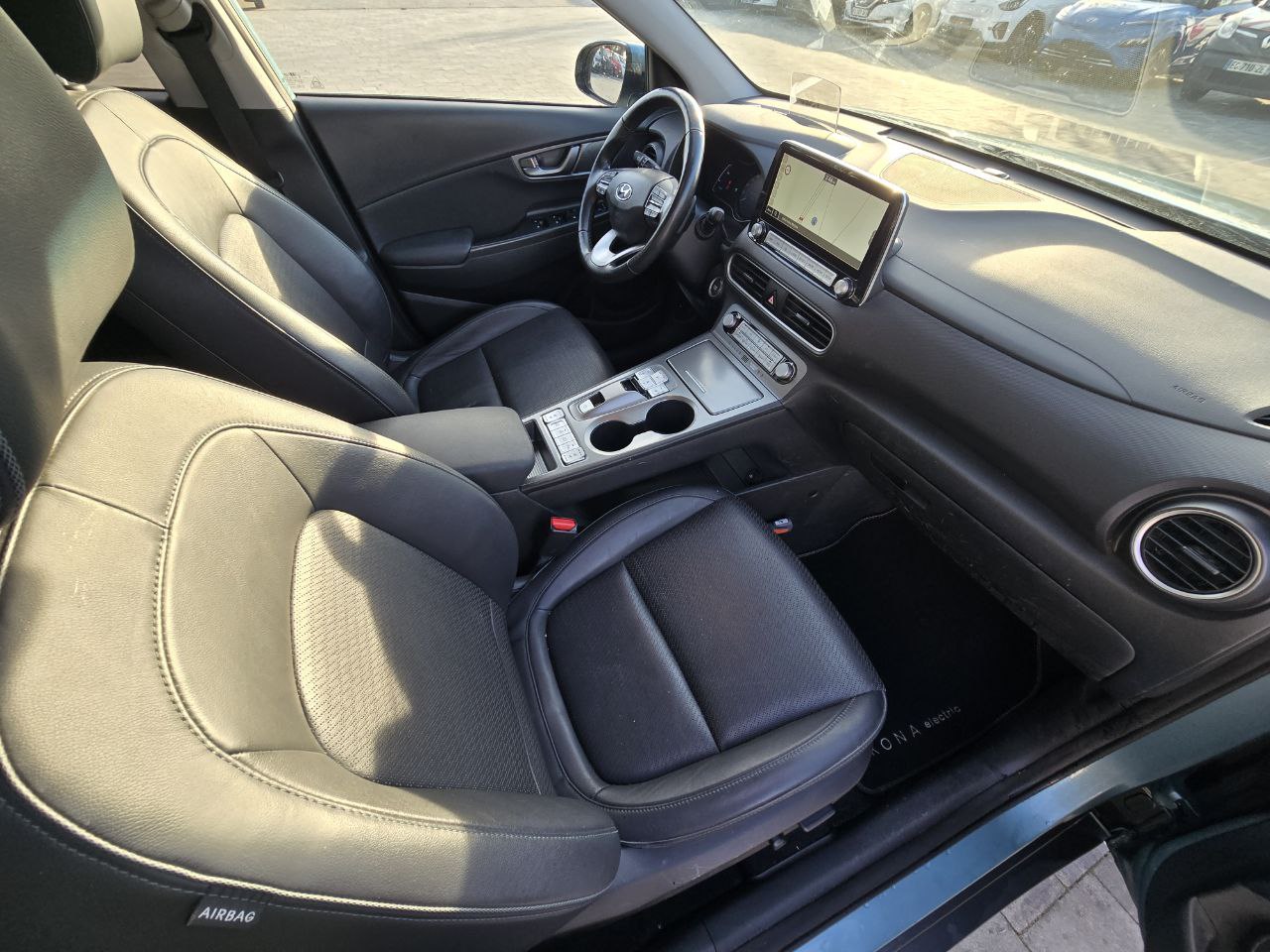 Hyundai Kona Premium