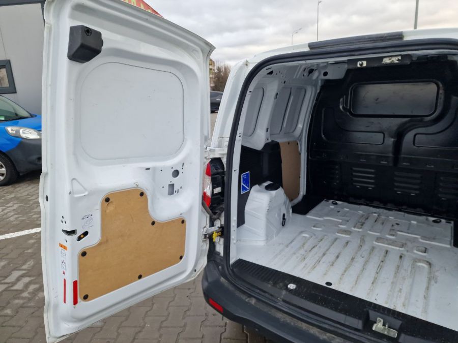 Ford TRANSIT COURIER