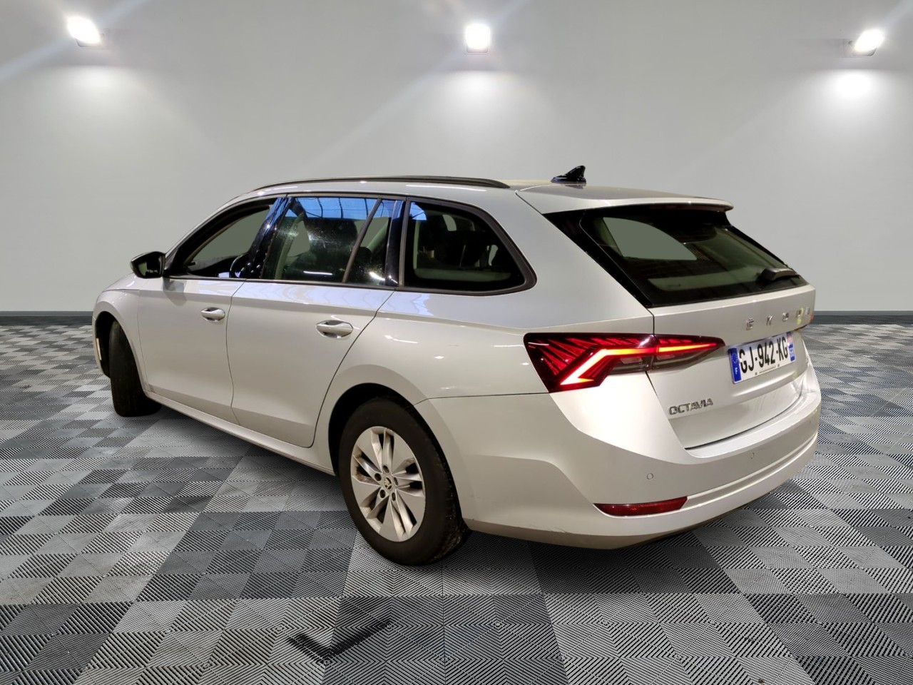 Skoda Octavia A8 4WD Business