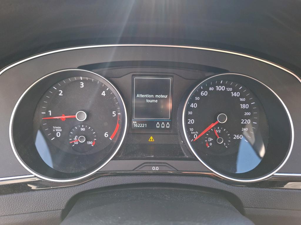 Volkswagen Passat Business+