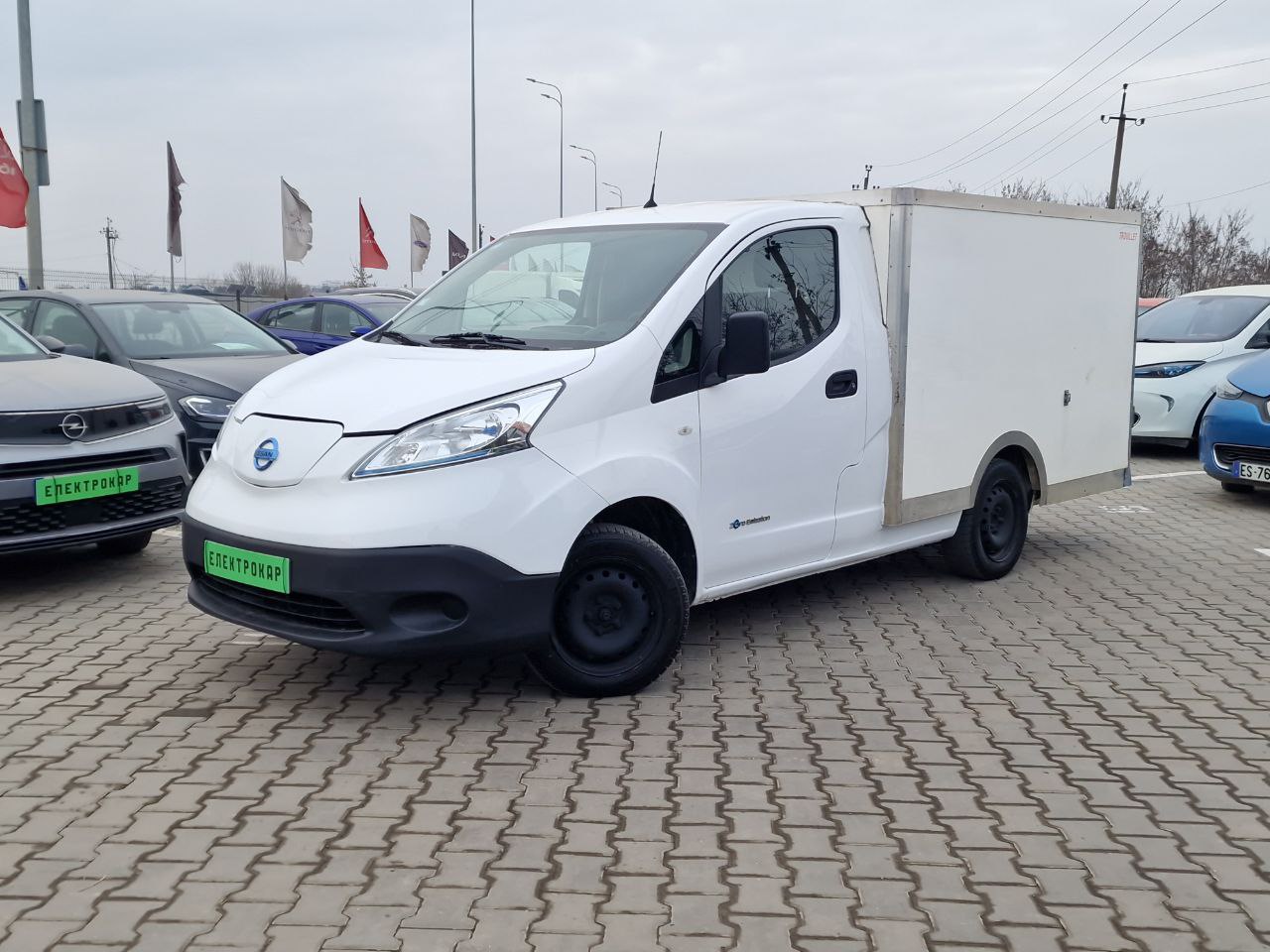 Nissan E-NV200