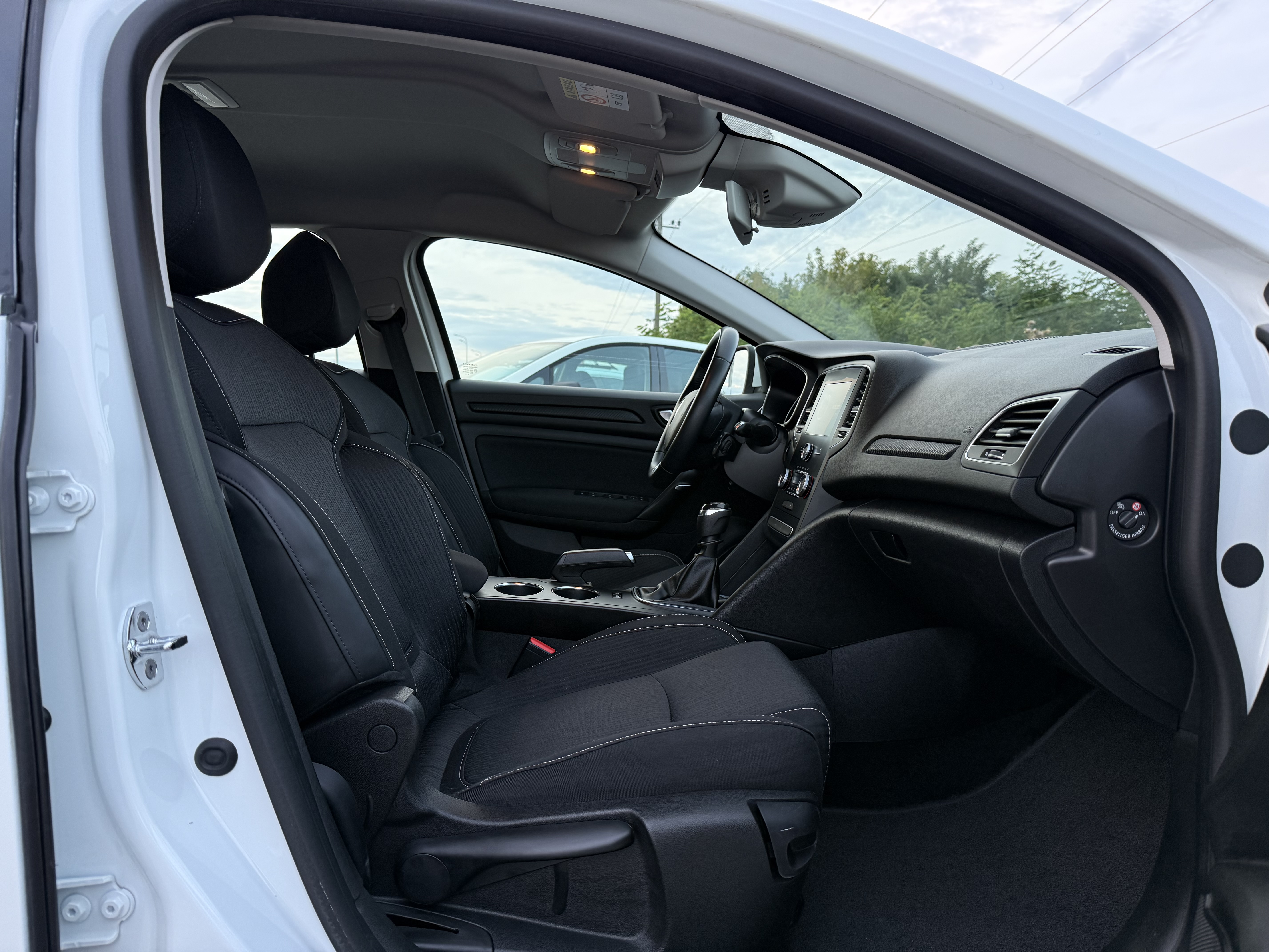 Renault MEGANE IV
