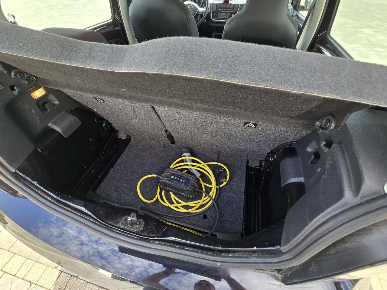Volkswagen E-UP