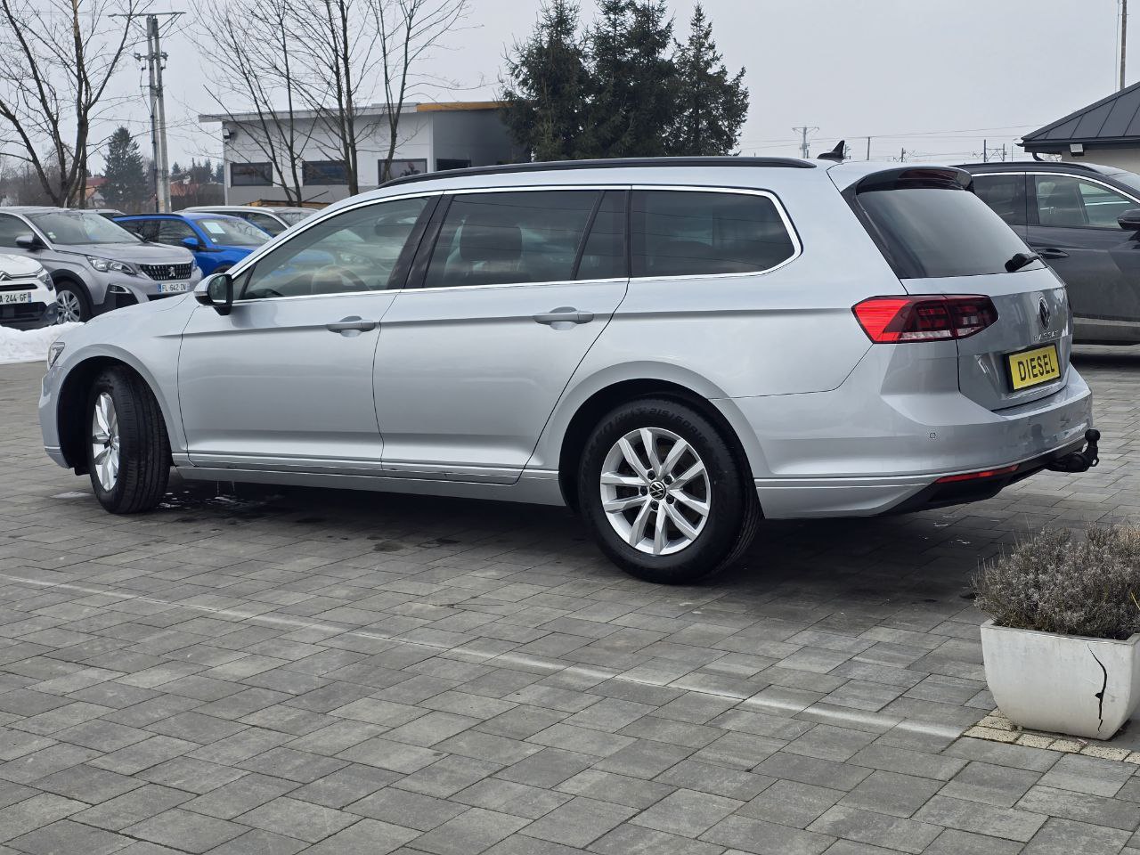 Volkswagen Passat Business+