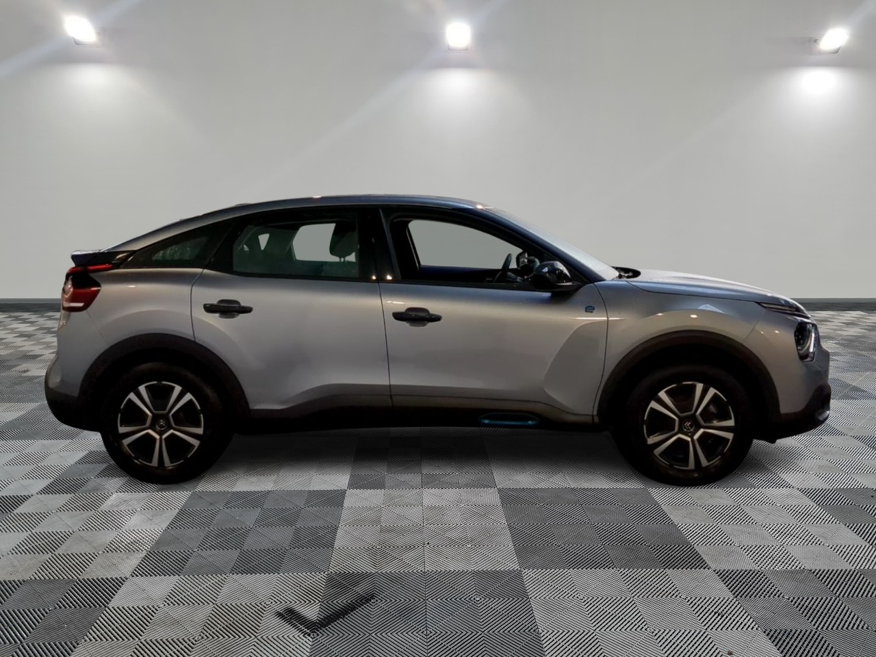 Citroen E-C4
