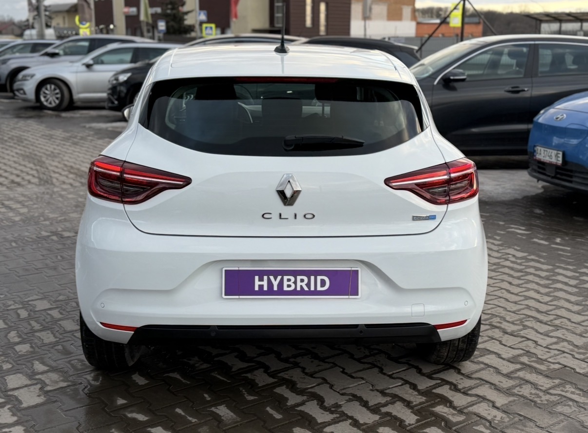 Renault Clio HYBRID Business