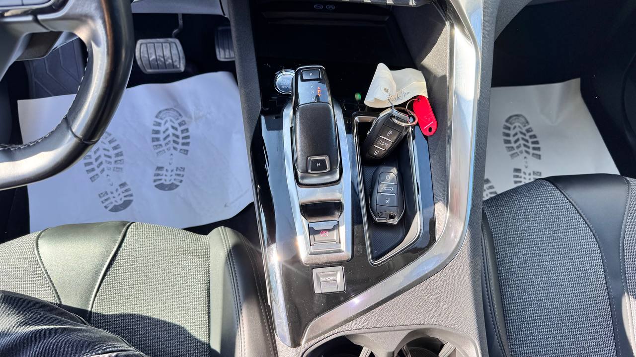 Peugeot 3008 ALLURE