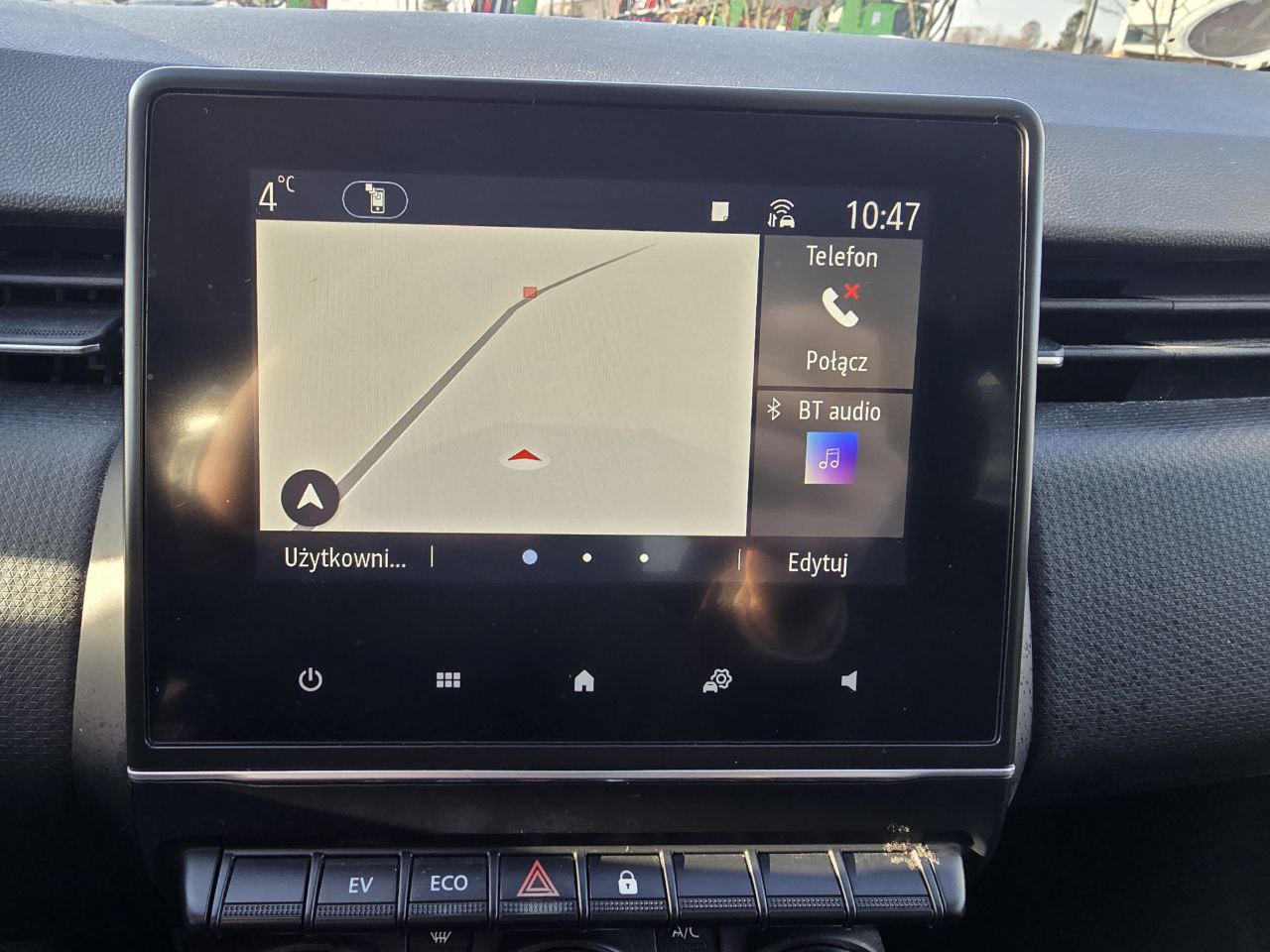 Renault Clio HYBRID Business