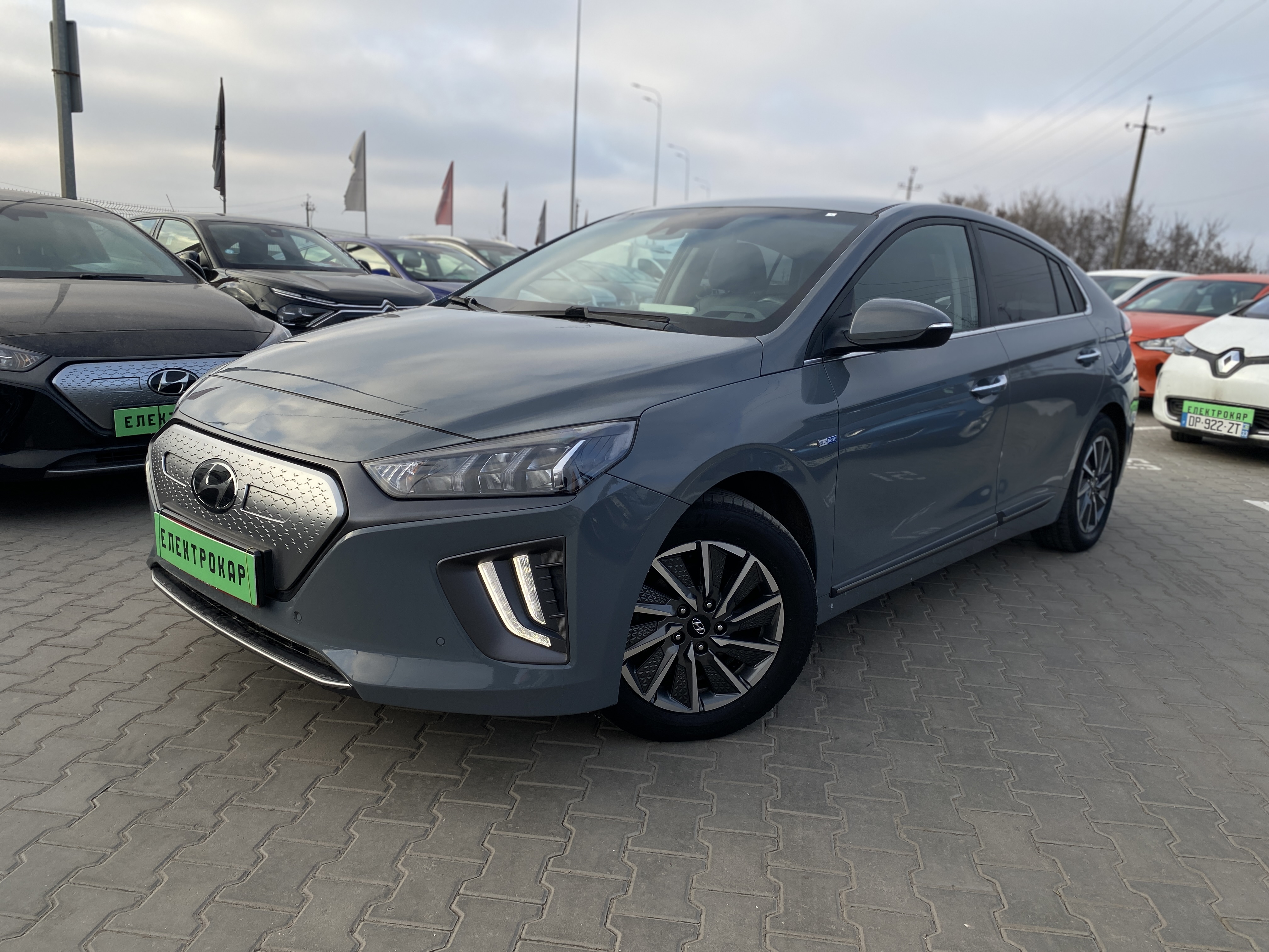 Hyundai Ioniq PREMIUM