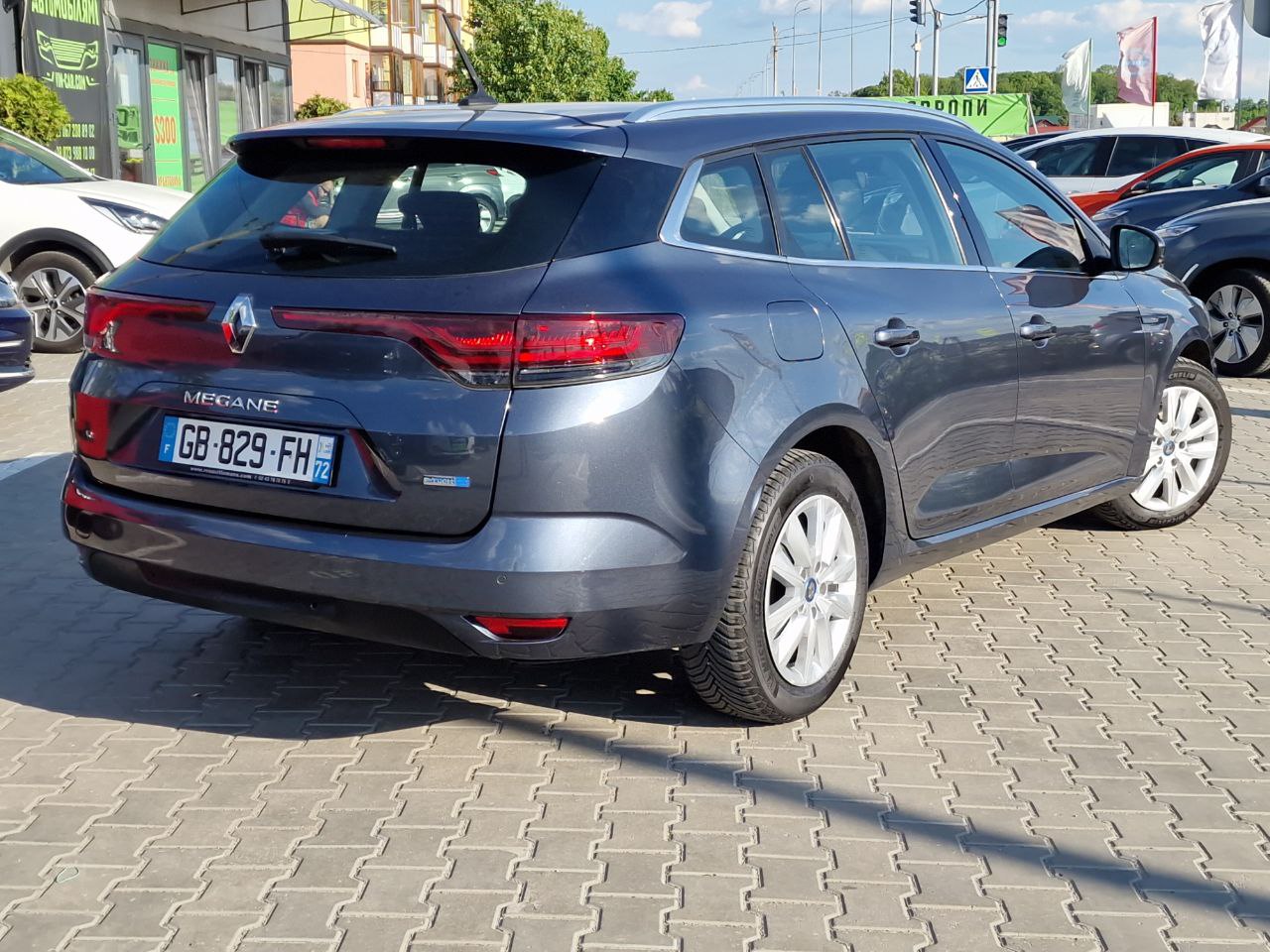 Renault Megane PLUG-IN HYBRIDE