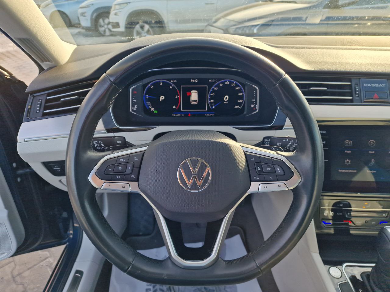 Volkswagen Passat LOUNGE