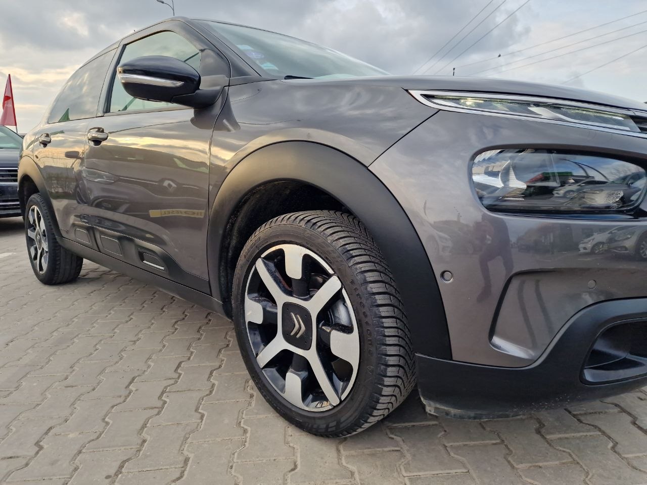 Citroen C4 CACTUS SHINE