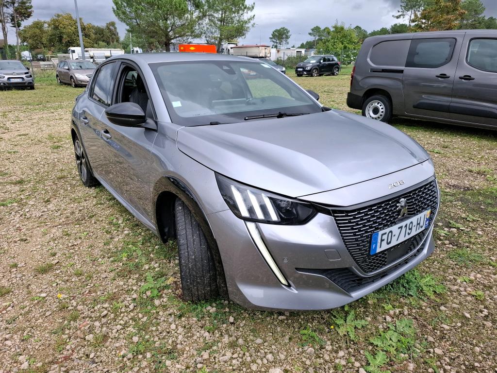 Peugeot E-208 GT