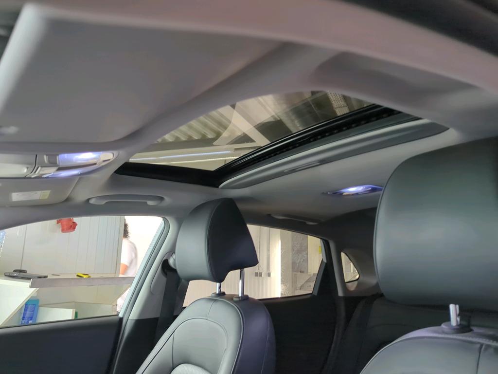 Hyundai Kona Premium