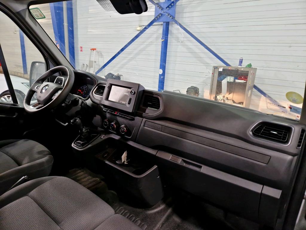 Renault Master FGN TRAC L2H2