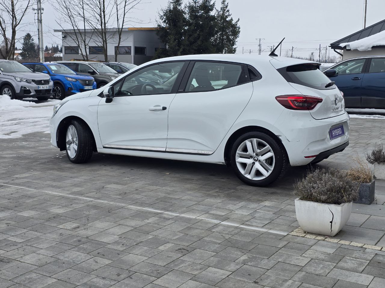 Renault Clio HYBRID Business