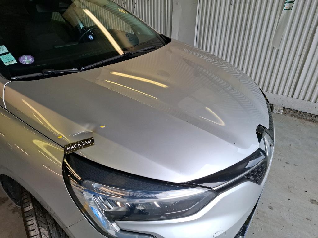 Renault Clio HYBRID Business