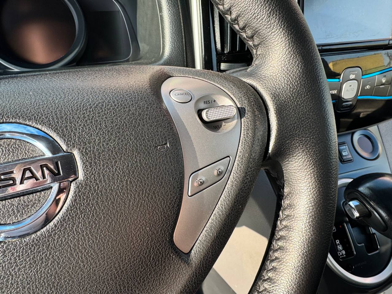 Nissan E-NV200
