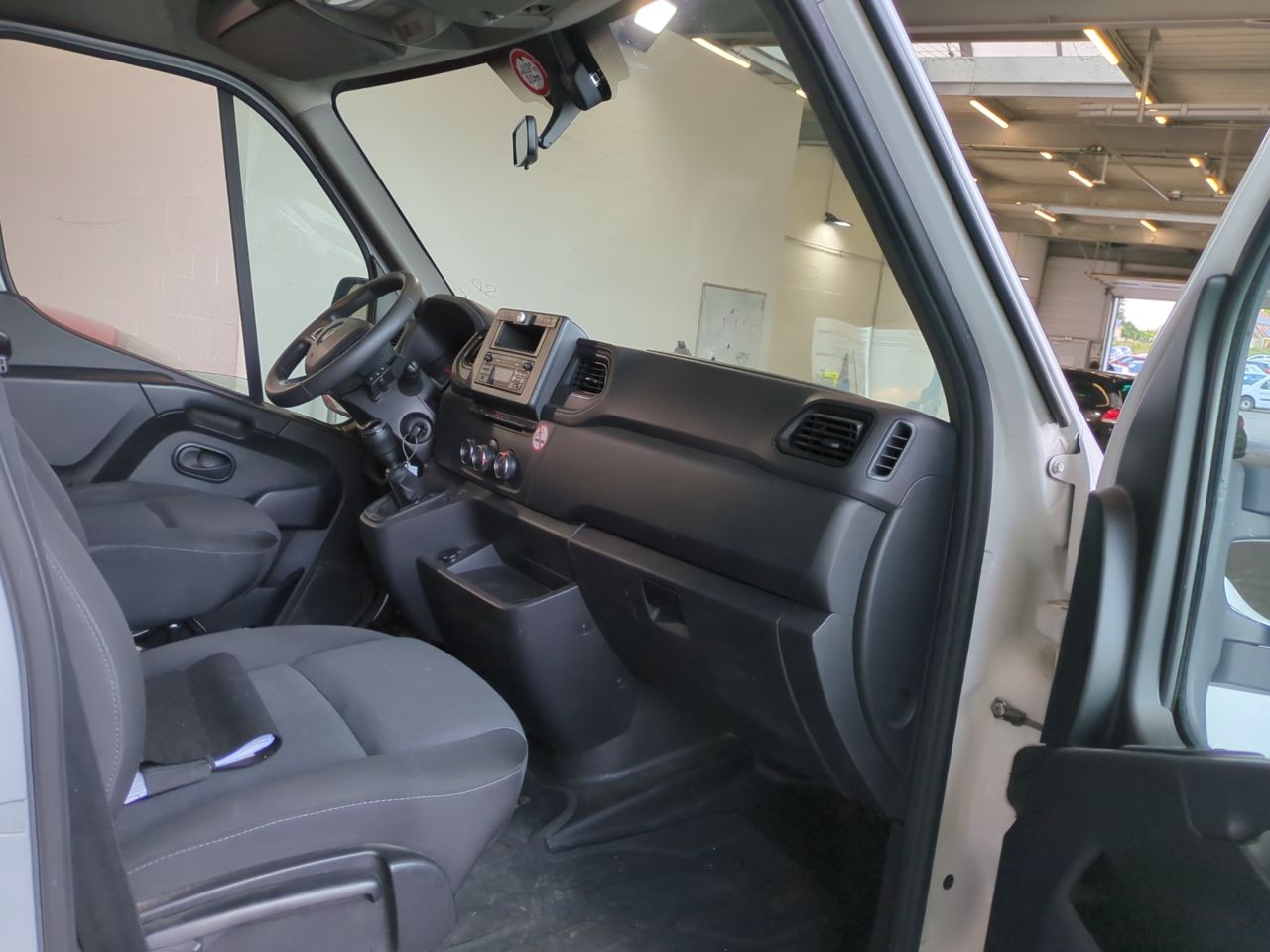 Renault Master FGN TRAC L2H2