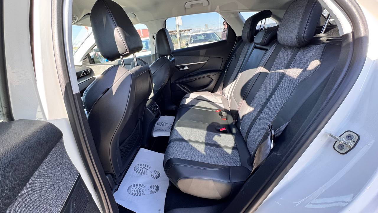 Peugeot 3008 ALLURE