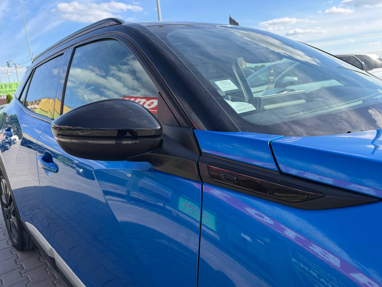 Peugeot E-2008 GT