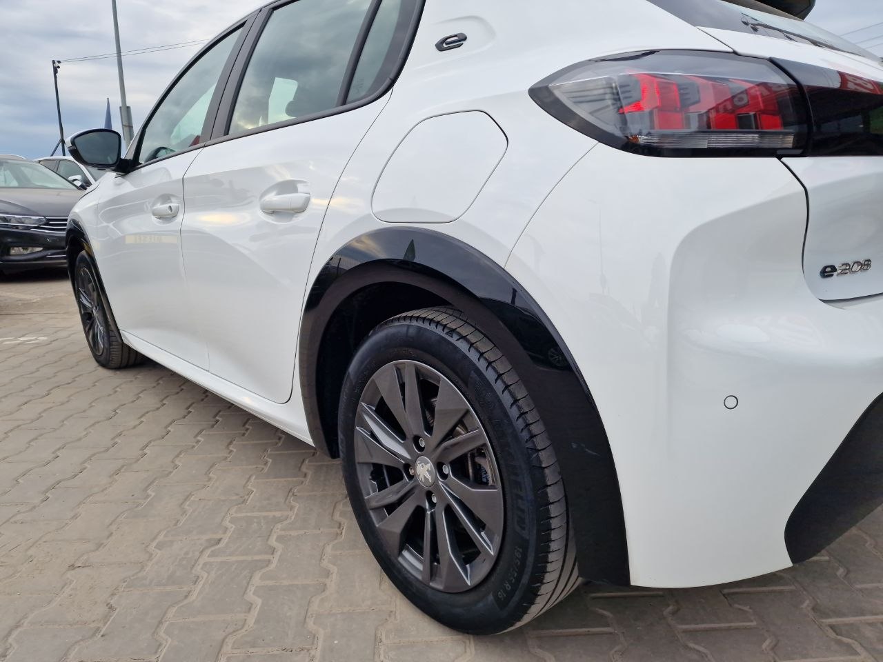 Peugeot 208 ELECTRIQUE