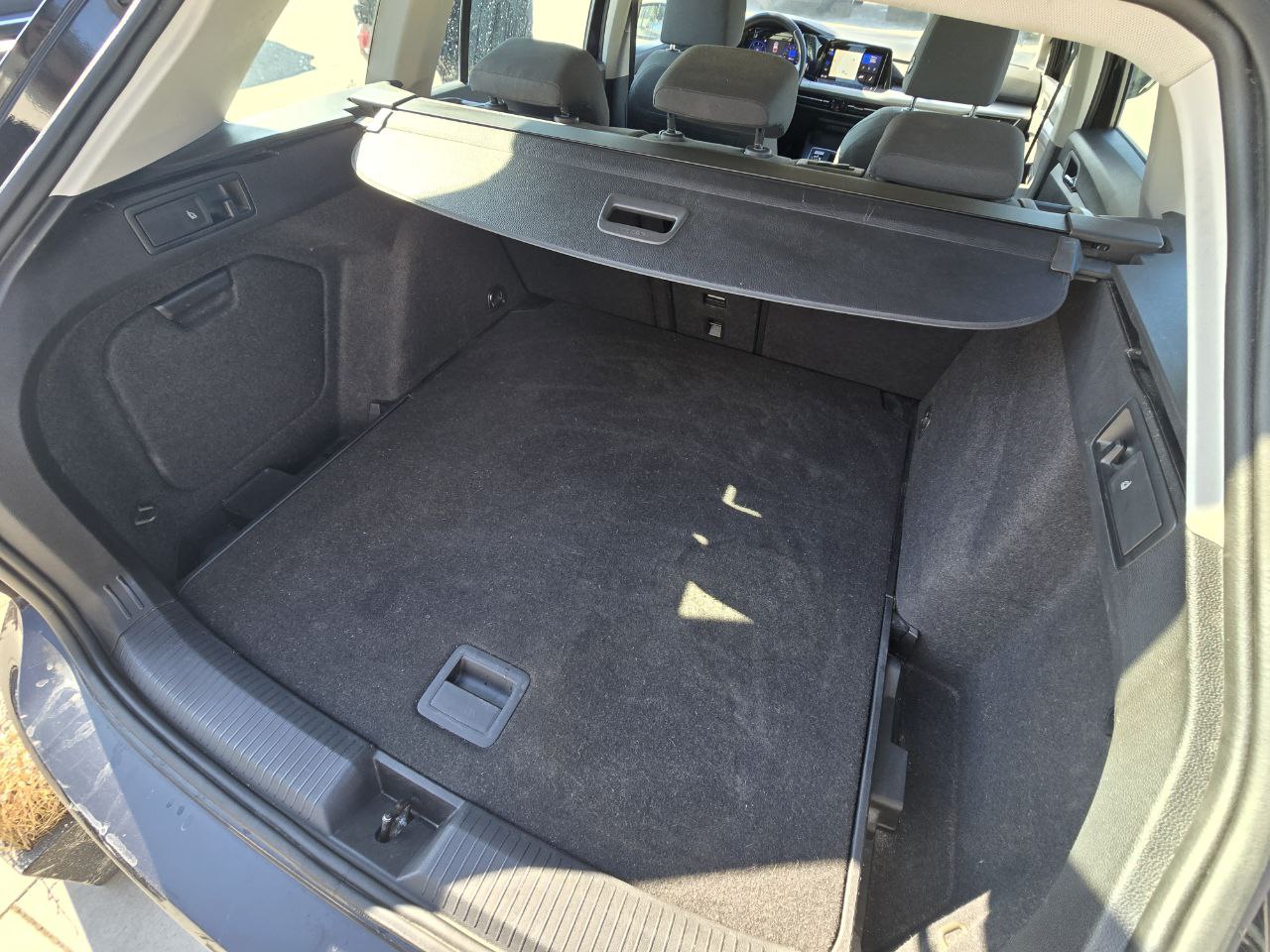 Volkswagen Golf Life Business