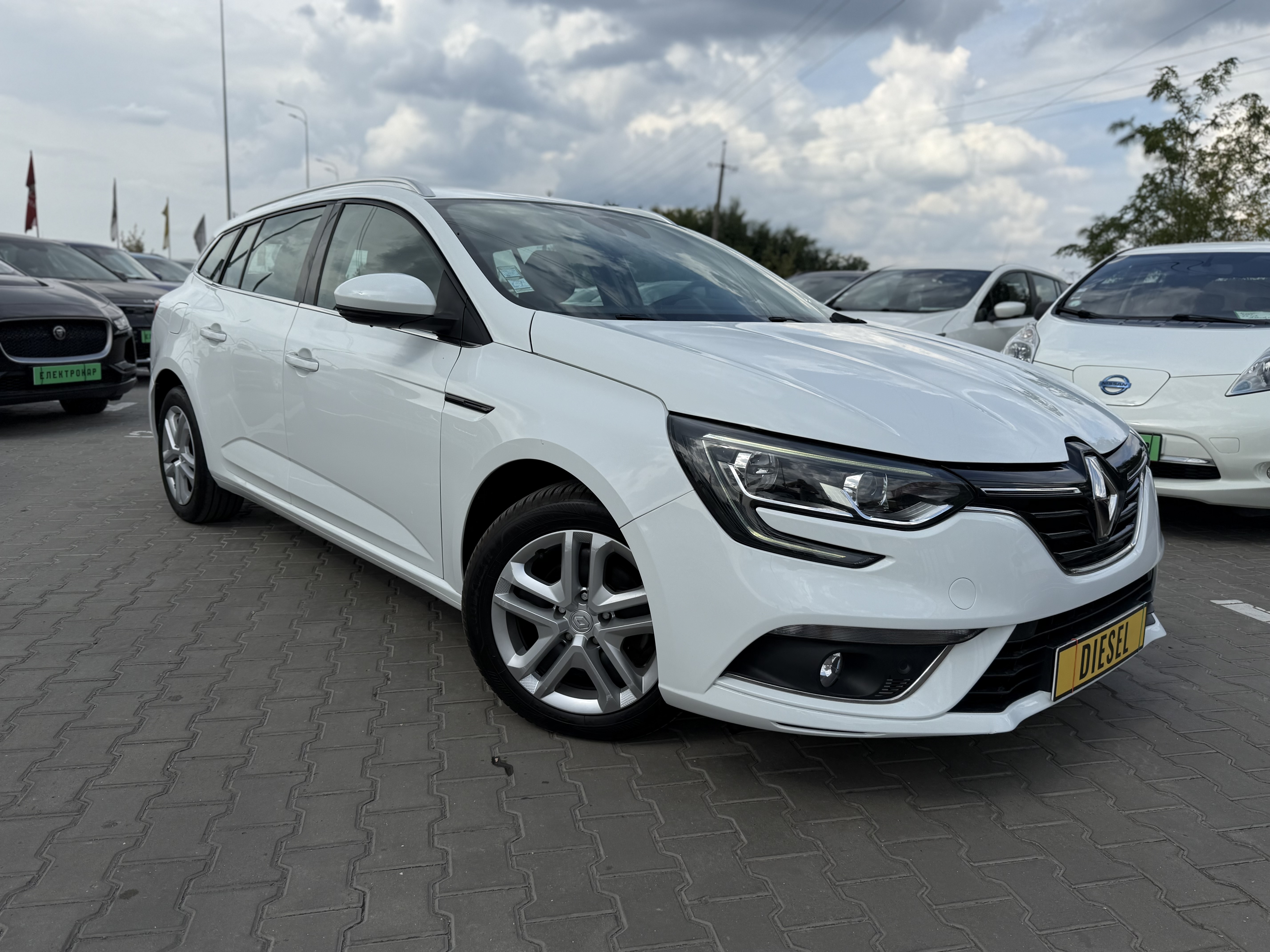 Renault MEGANE IV