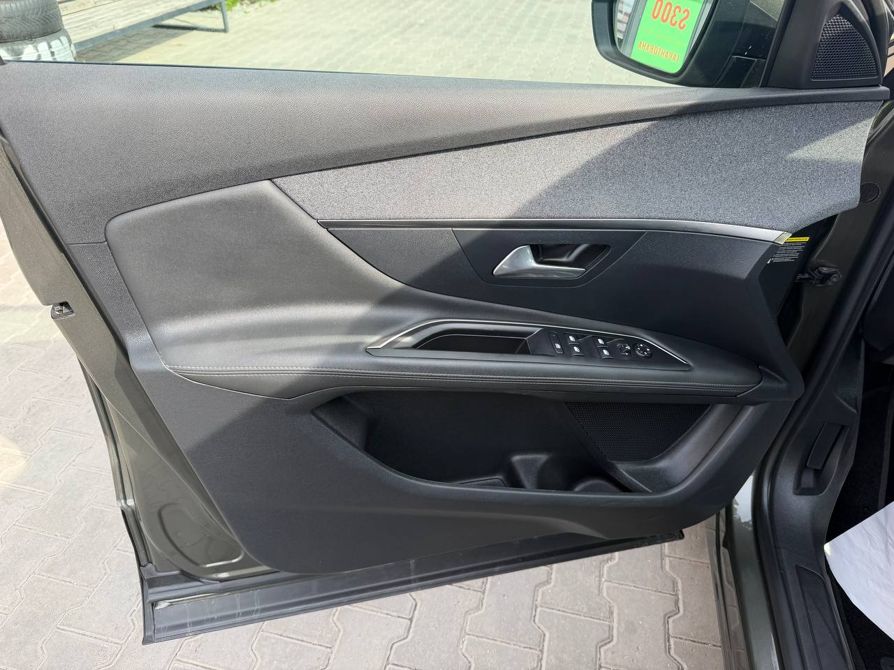Peugeot 3008 ALLURE