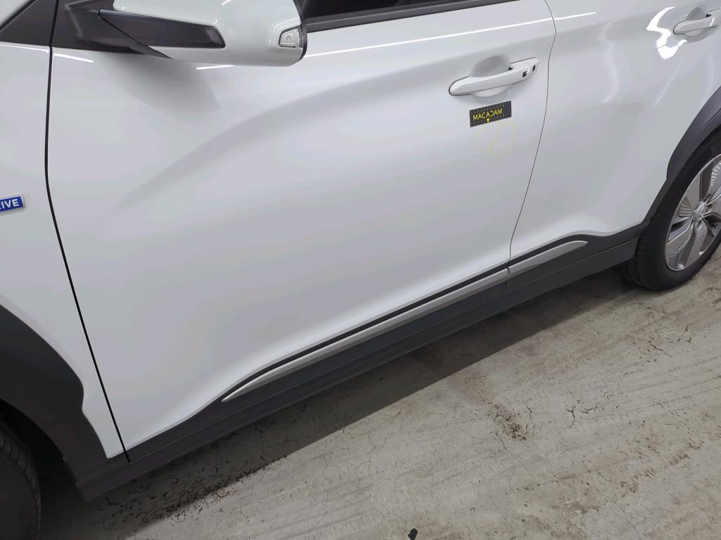 Hyundai Kona Premium