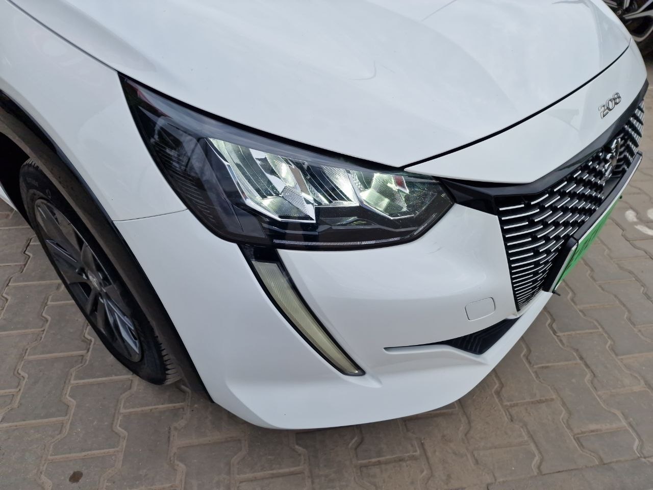 Peugeot 208 ELECTRIQUE